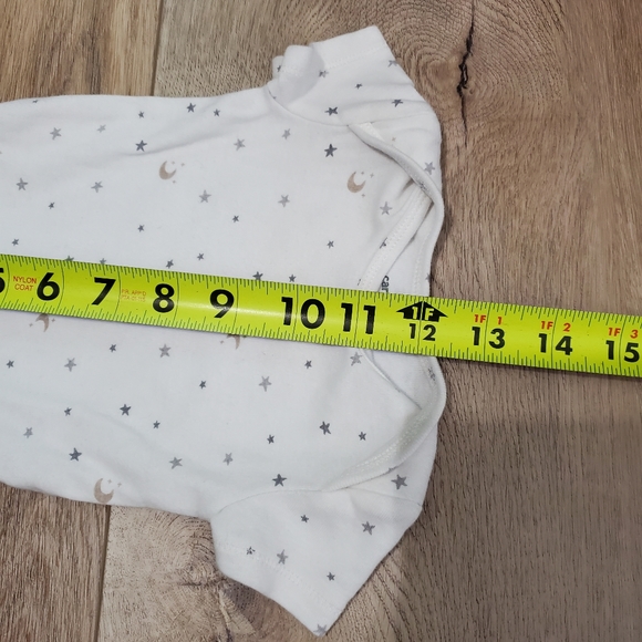 10) CARTER'S Celestial Stars & Moons Onesie Sz. 3Mth - Picture 5 of 6